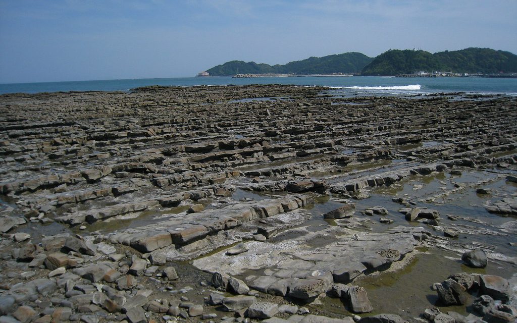 Oni-no-sentakuita, the rock shelf at Aoshima in Miyazaki